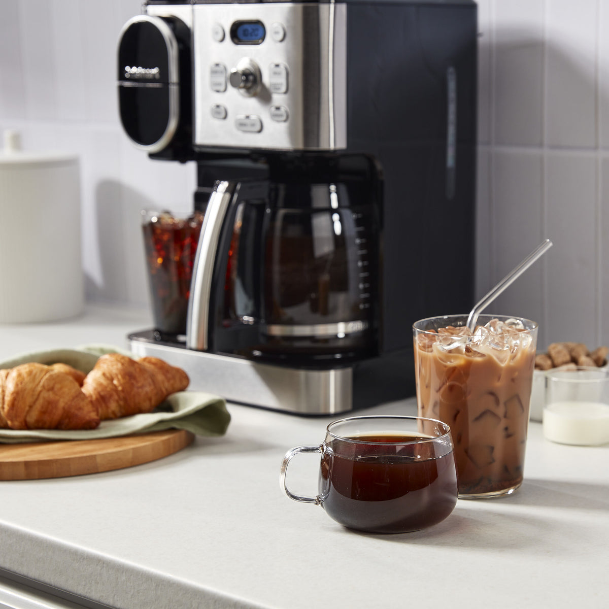 2-in-1 Coffee Maker: Single-Serve, Drip, Hot/Iced | Cuisinart Appliances