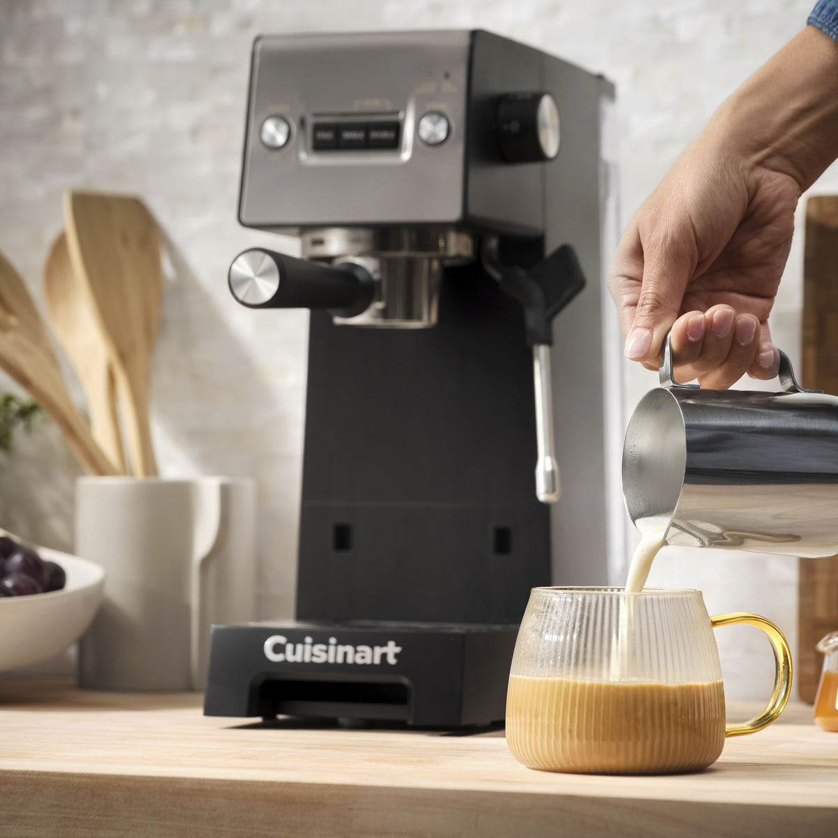 Espresso Bar™ Slim Espresso Machine (EM-160) | Cuisinart Appliances