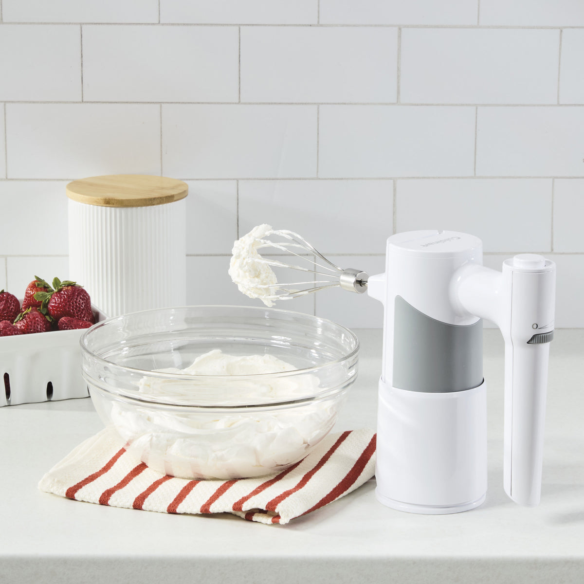 5 Speed Hand Mixer with Storage Case | Cuisinart Appliances