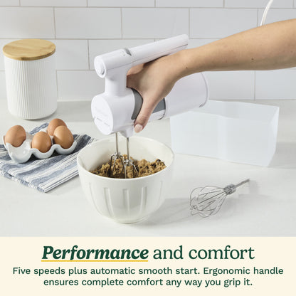 5 Speed Hand Mixer with Storage Case | Cuisinart Appliances
