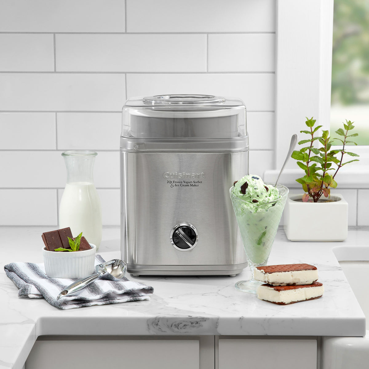Pure Indulgence Frozen Yogurt-Sorbet & Ice Cream Maker | Cuisinart Appliances