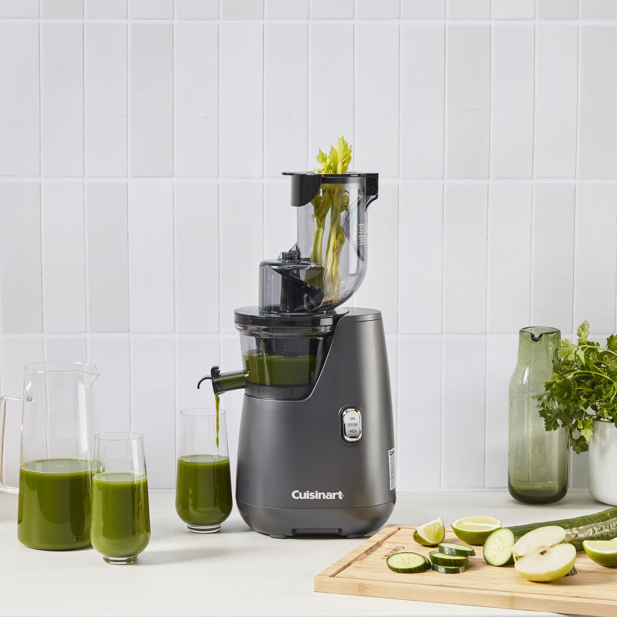 Easy Clean Slow Juicer (CSJ-300P1) | Cuisinart Appliances