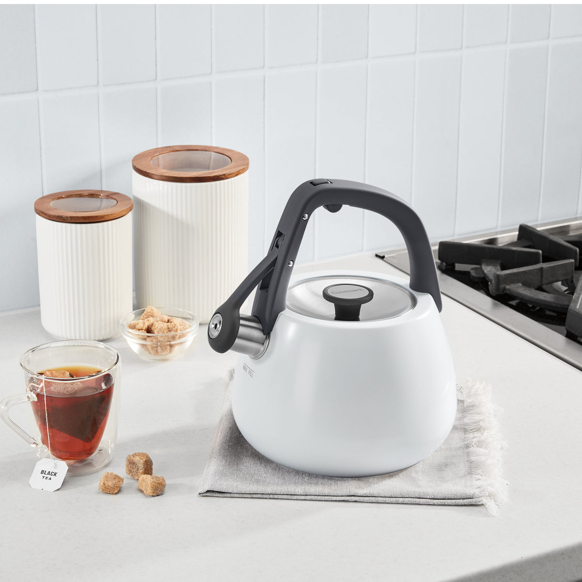 2 Qt. Matte White Stainless Steel Tea Kettle | Cuisinart Appliances