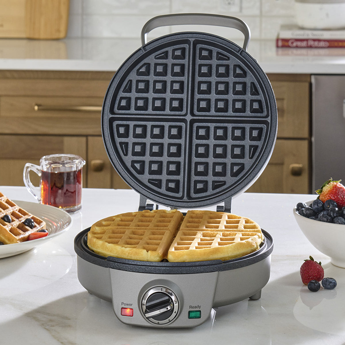 4 Slice Belgian Waffle Maker - Round | Cuisinart Appliances