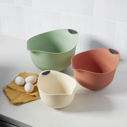 Set of 3 Mixing Bowls | Cuisinart Bakeware