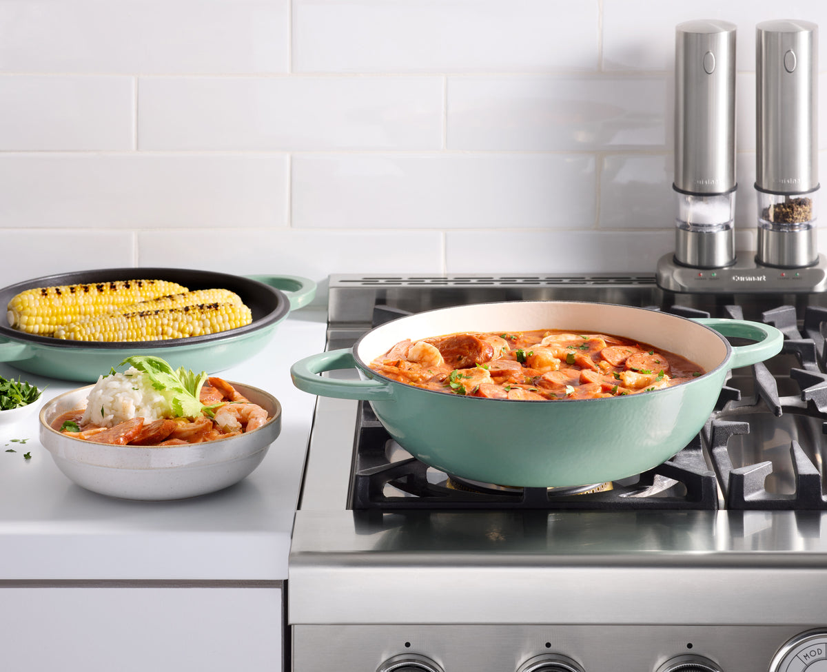 Chef's Classic™ Enameled 2-in-1 Cast Iron Multipurpose Set | Cuisinart Cookware