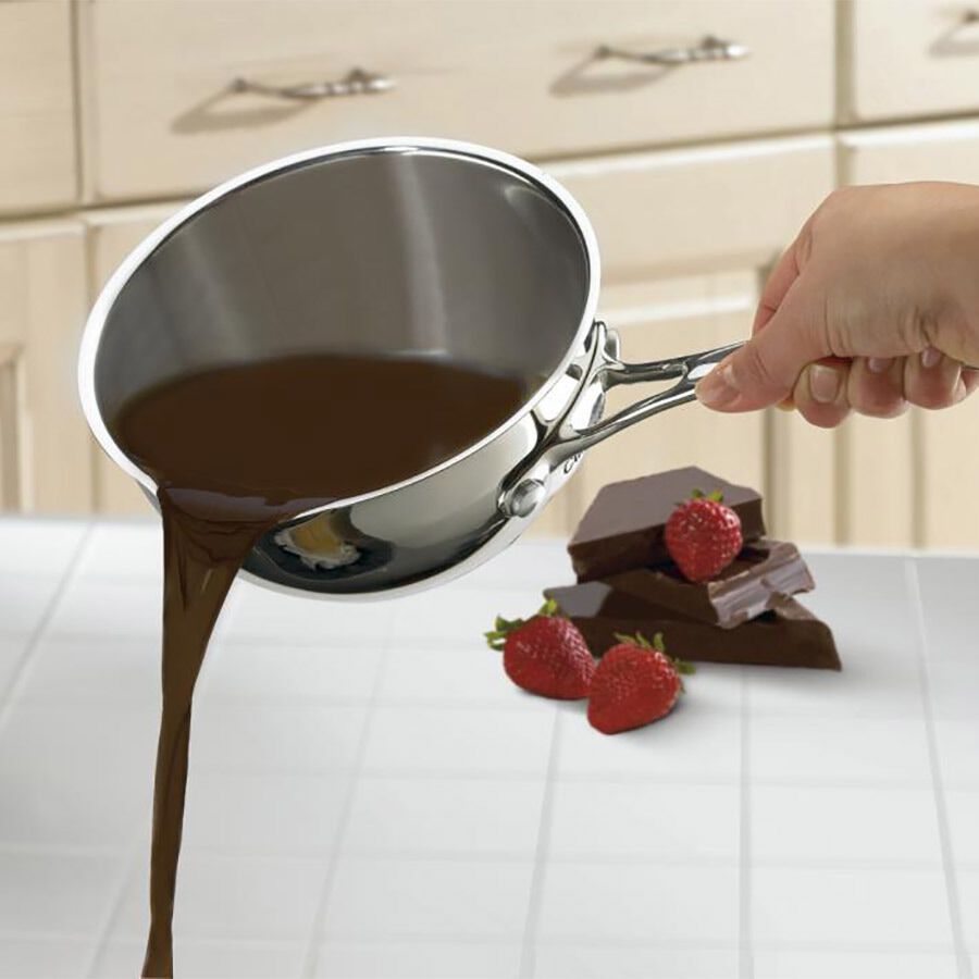 Chef's Classic™ Stainless 1 Qt. Pour Saucepan | Cuisinart Cookware