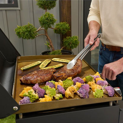 22" Tabletop Gas Griddle with Hood | Cuisinart Portables | Cuisinart Outdoors