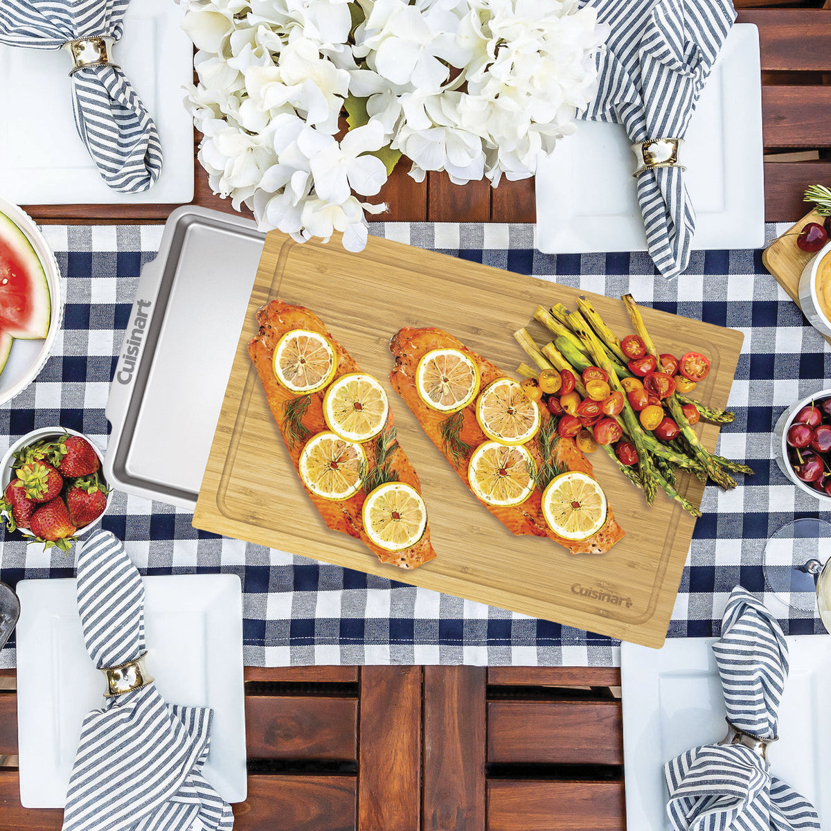 Bamboo Cutting Board with Slide Out Tray | Cuisinart Outdoors
